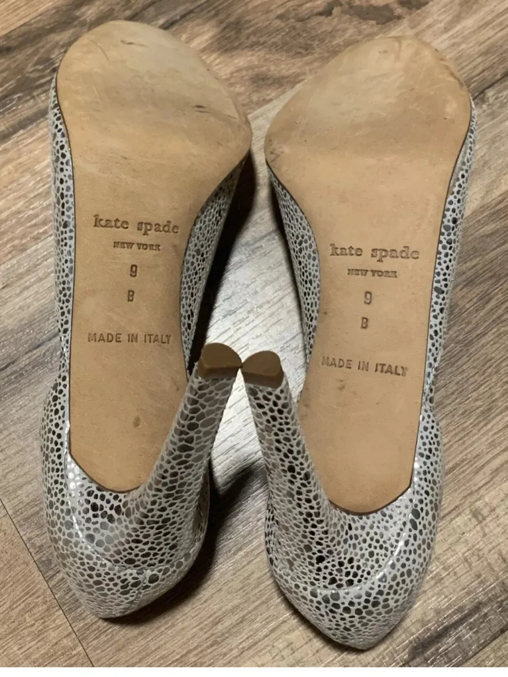 kate spade Silver Textured D'Orsay Peep-Toe Heels Sz 9B